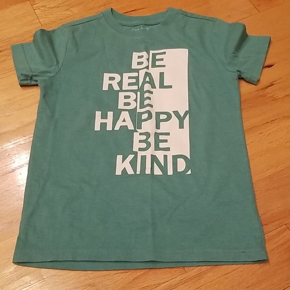 Bundle of 2 Boys Graphic Tees - Picture 2 of 2